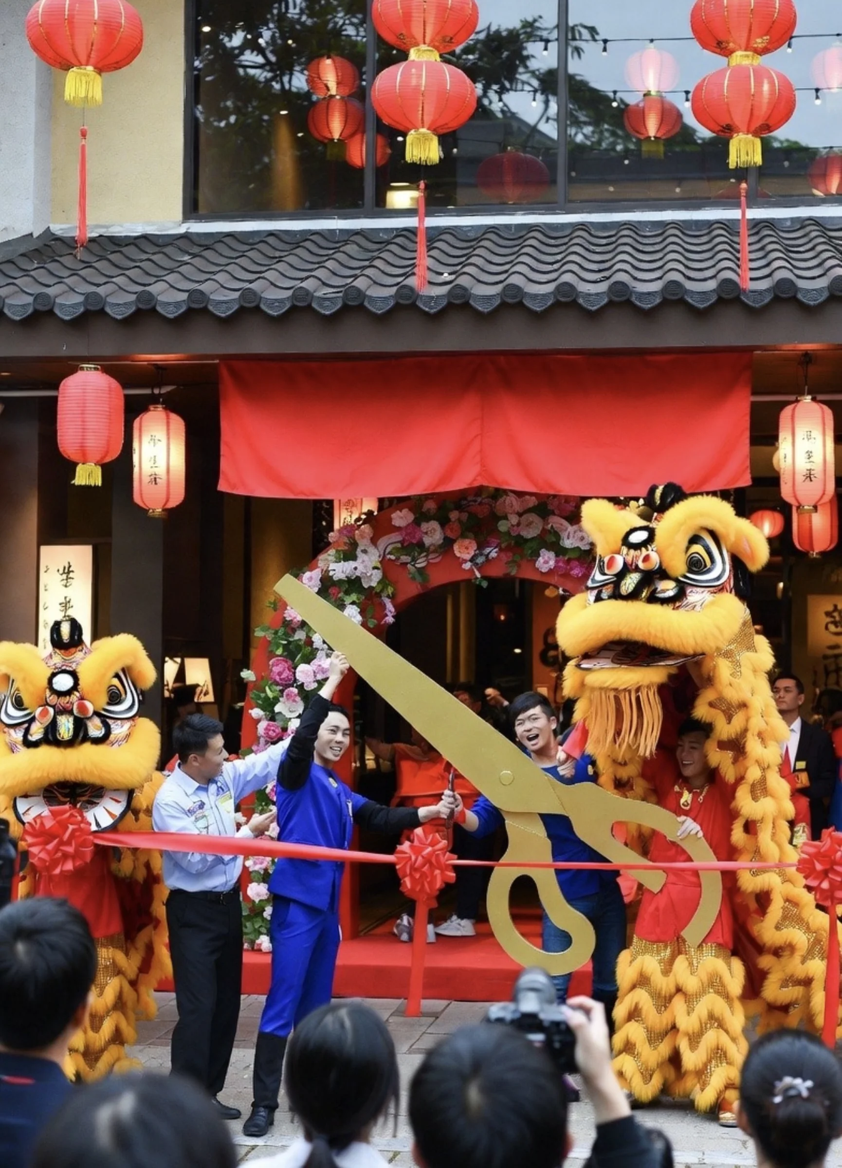 企業開幕典禮醒獅剪綵